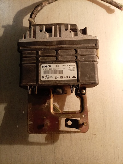 Volkswagen Bosch ohjainlaite ECU