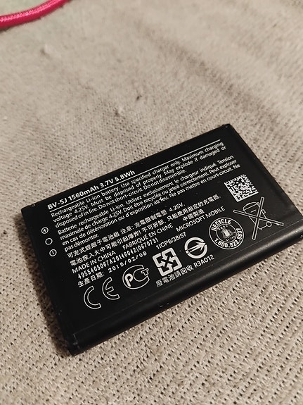 Microsoft/Nokia BV-5J -puhelimen akku