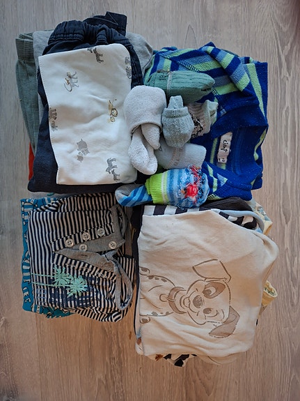 Vauvan vaatteita uusia