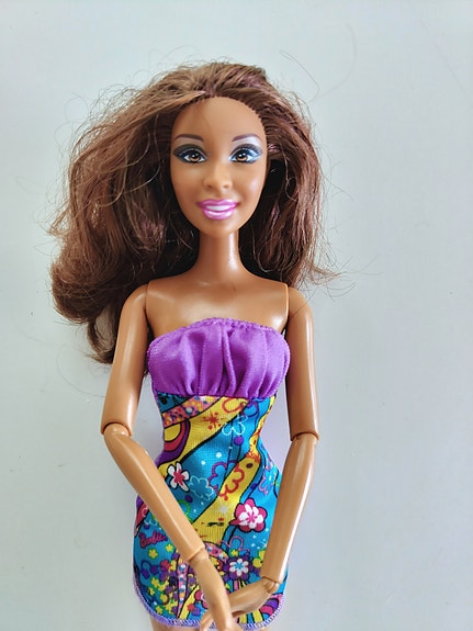 Mattel Barbie Fashionistas Clutch Wave 2 Nikki