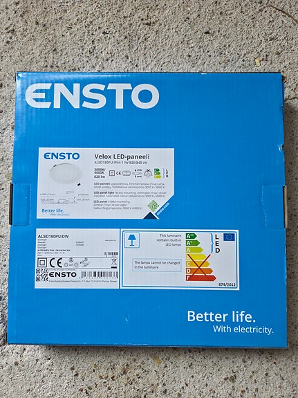 Ensto Velox LED-paneeli 11W 3000K/4000K IP44