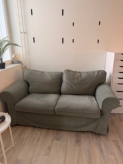 Ikea Ektorp kahden istuttava sohva