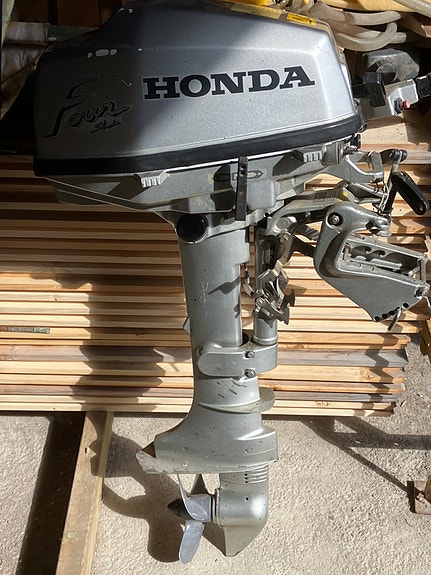 Honda BF5A perämoottori 5 hv