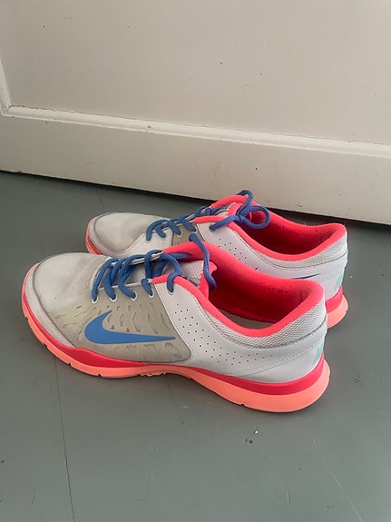 Nike treenikengät 42