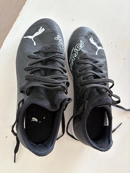 Puma futsal kengät musta