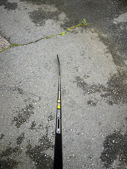NikeBauer jääkiekkomaila, rightin puolen käyttämätön puumaila