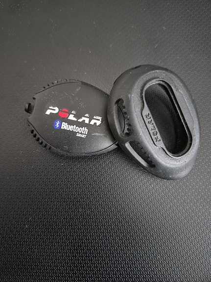 Polar Bluetooth sykesensori juoksu- ja pyöräilyyn