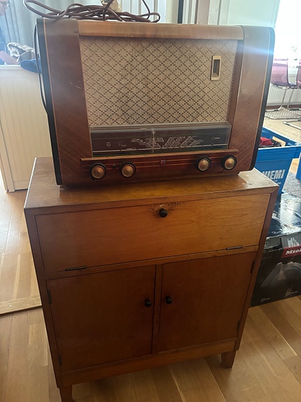 Levysoitin kaappi