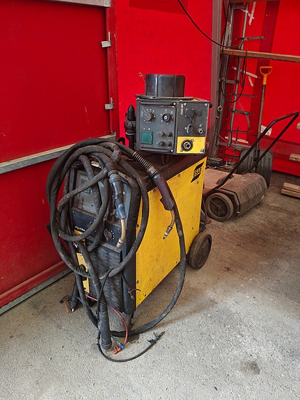 Esab Mig 410W