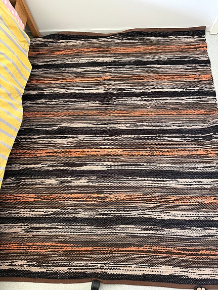 raidoitettu matto 160×200