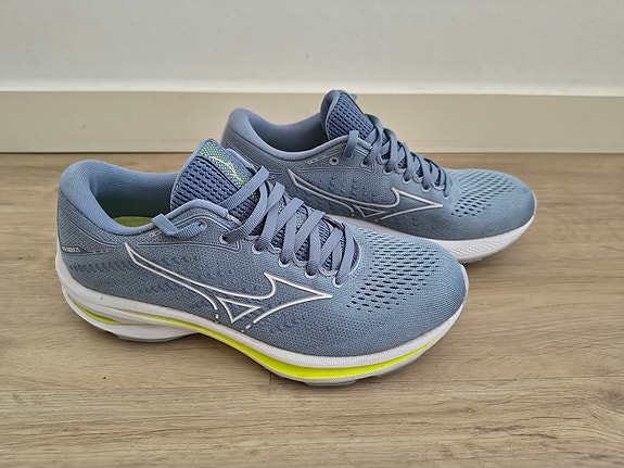 Mizuno Wave Rider 25 juoksukengät 37