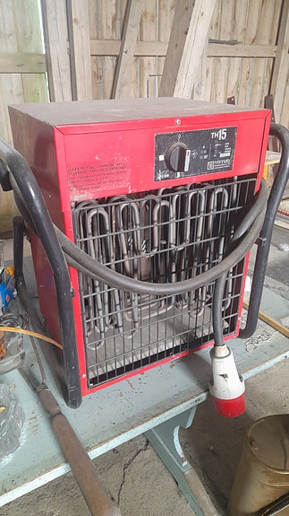 Hallilämmitin 15kw