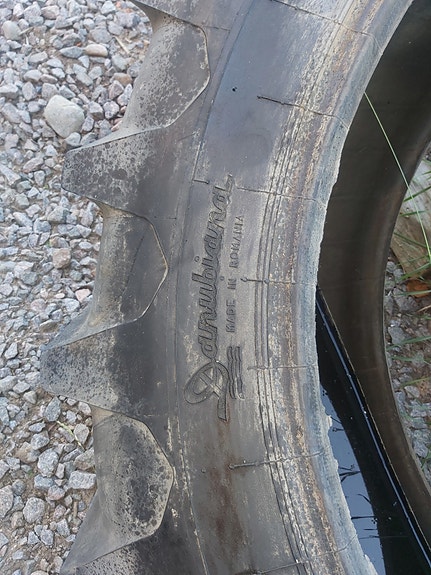 Bridgestone ka renkaat ja Traktorin 16.9x38 renkaat