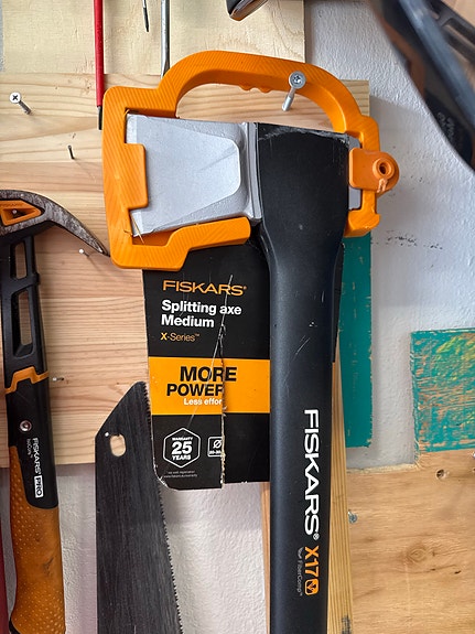 Fiskars X17 halkaisukirves Medium
