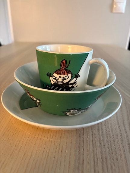 Arabia Muumi Pikku Myy vihreä muki, kulho ja lautanen