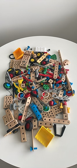 Brio Builder