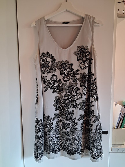 kesämekko M