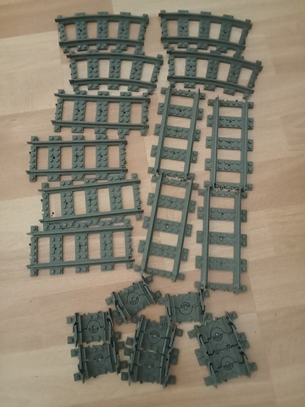 Lego junaradan osat