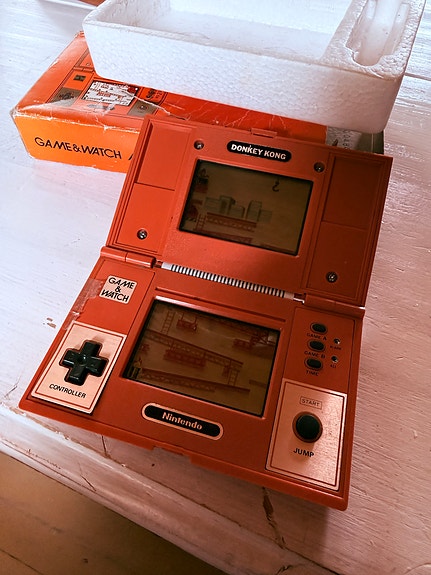 Nintendo Game & Watch Donkey Kong käsikonsoli