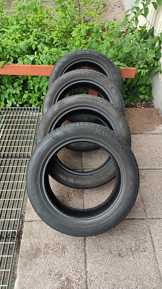 KUMHO ECSTA HS51 kesärenkaat