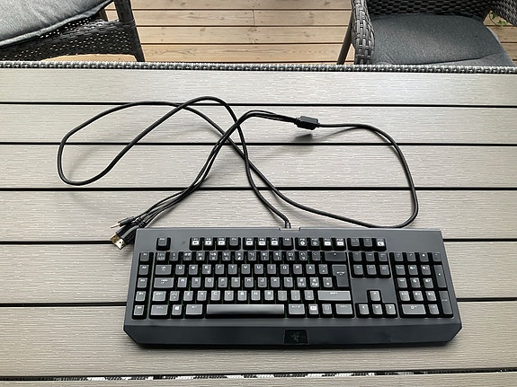 Razer BlackWidow pelinäppäimistö USB