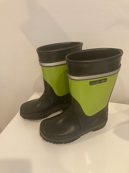 Nokian kumisaappaat 28