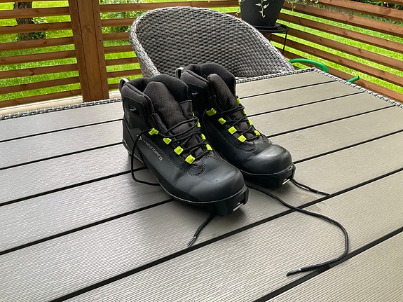 Tecnopro Ultrajunior monot koko 37 1/3 musta