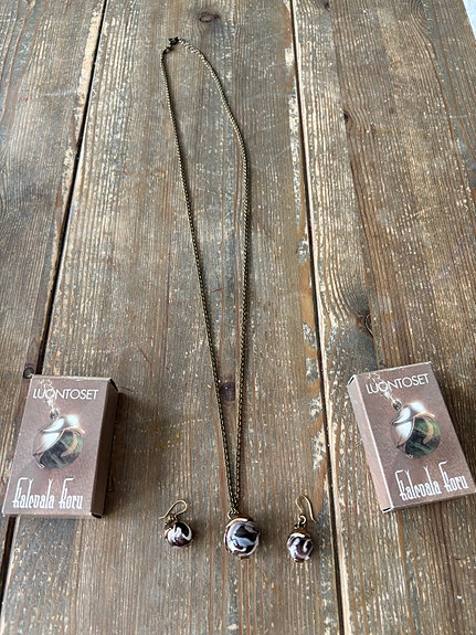 Kalevala Tintti kaulakoru ja korvakorut