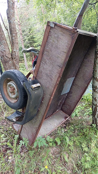 Peräkärry, rekisterissä ja vakuutuksessa