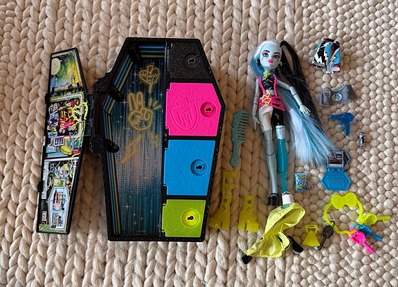 Monster High Frankie -nukke
