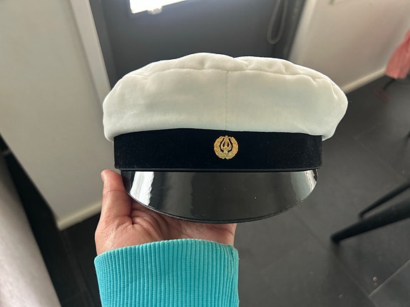 Fredriksonin ylioppilaslakki (pieni!)