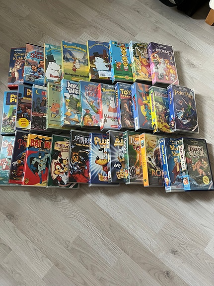 Lasten VHS kasetit