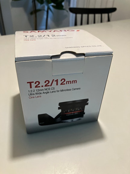 Samyang T2.2/12mm