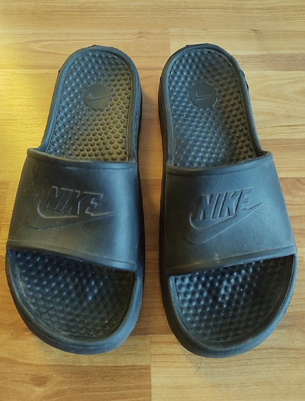 Nike sandaalit 38