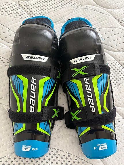 Bauer X polvi/säärisuojat,  9”