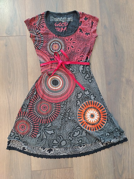 Desigual kesämekko koko S punamusta