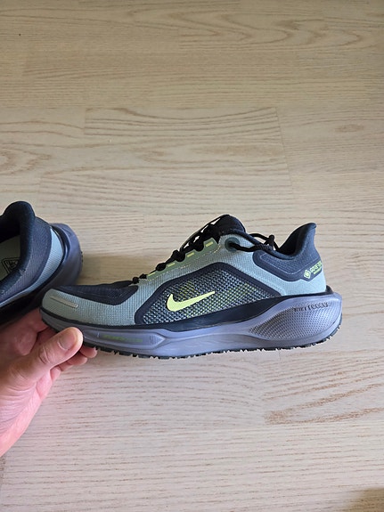 Nike Air Zoom Pegasus GoreTex lenkkarit | 42.5
