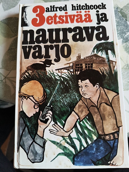 Alfred Hitchcock: 3 etsivää ja naurava varjo - kirja