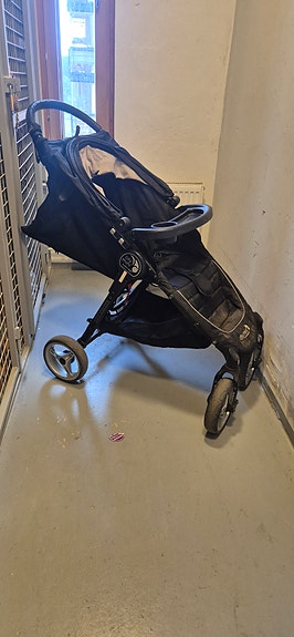 Baby jogger City mini 4 matka rattaat