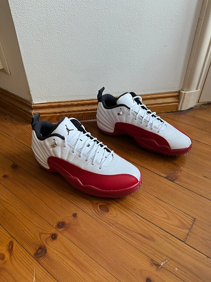 Nike Air Jordan Golf -kengät koko 43 punavalkoinen