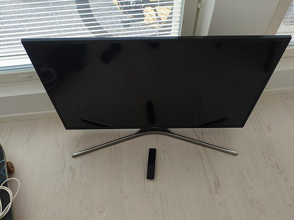 Samsung UE40MU6122K 40" LED-televisio musta