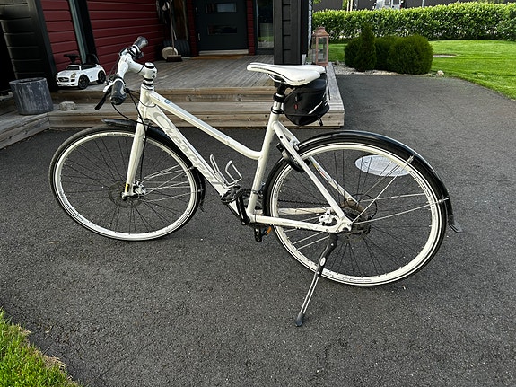Crescent maantiepyörä 26”