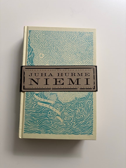Juha Hurme – Niemi kovakantinen kirja