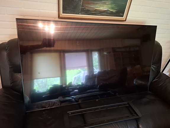 Samsung 65 tuumainen tv + seinäteline
