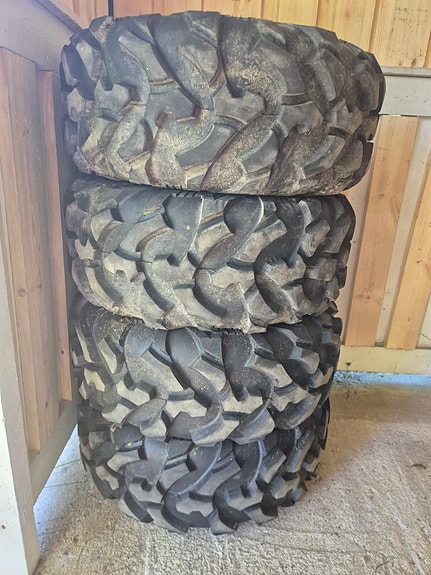 Mönkijän renkaat 26x10/12