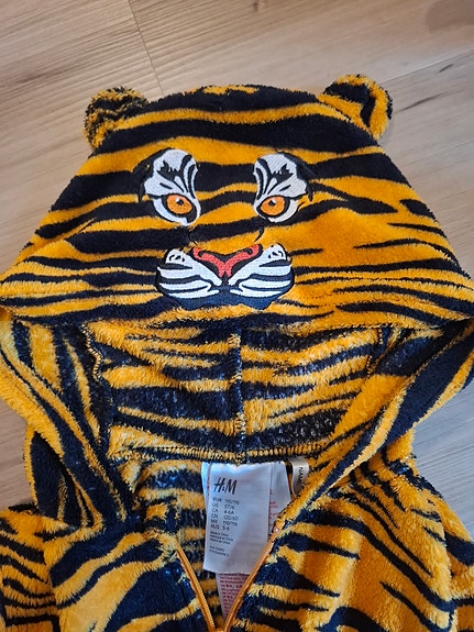 H&M tiikeripuku haalari koko 110 oranssi pojille