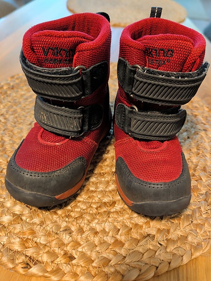 Viking talvikengät koko 23