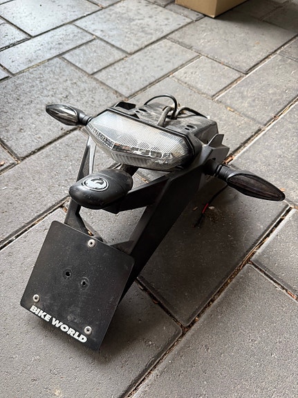 Aprilia SX50 mopon rekisterikilpiteline