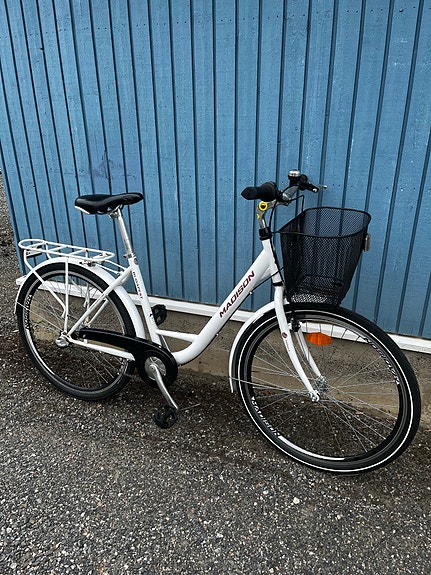 Madison Budapest City Lady polkupyörä”3v