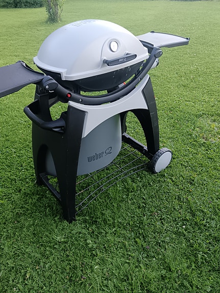 Weber Q  kaasugrilli